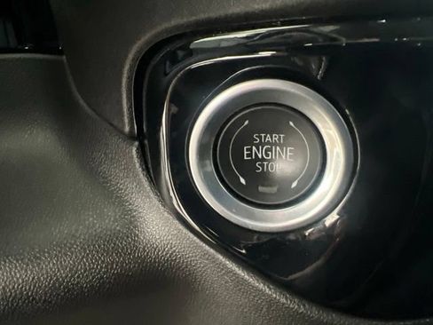 Used 2024 GMC Sierra 1500 SLE w/ Preferred Package AWD/4WD image 24