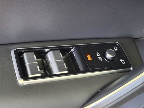 New 2026 Jaguar F-PACE R-Dynamic S image 11