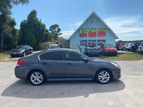 Used 2014 Subaru Legacy 2.5i Premium AWD/4WD image 6