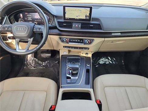 Used 2020 Audi Q5 2.0T Premium Plus w/ Premium Plus Package image 12