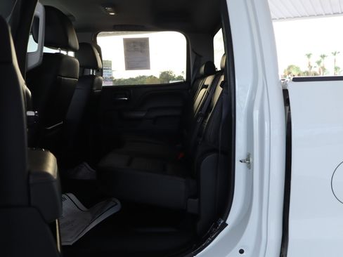 Used 2017 GMC Sierra 3500 Denali w/ Duramax Plus Package image 28