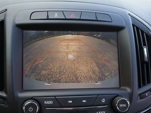 Used 2016 Buick Regal FWD image 23