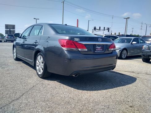 Used 2012 Toyota Avalon image 8