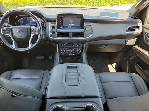 Used 2023 Chevrolet Tahoe Z71 w/ Z71 Off-Road Package AWD/4WD image 19