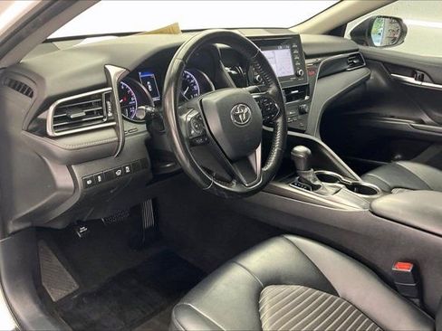 Used 2021 Toyota Camry SE FWD image 14