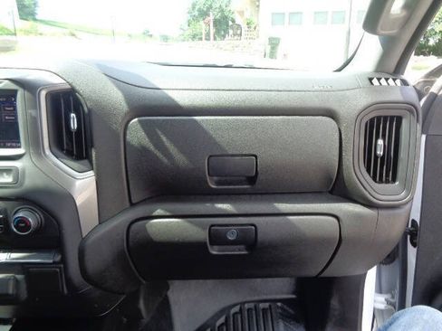 Used 2021 Chevrolet Silverado 2500 W/T w/ WT Fleet Convenience Package AWD/4WD image 21