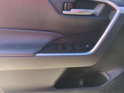Used 2024 Toyota RAV4 XLE w/ Convenience Package FWD image 11