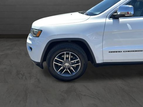 Used 2017 Jeep Grand Cherokee Limited w/ Luxury Group II RWD image 43