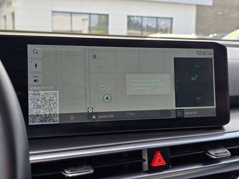 Certified 2025 Kia Sorento EX AWD/4WD image 30