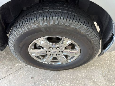 Used 2022 Ford F150 Lariat AWD/4WD image 5