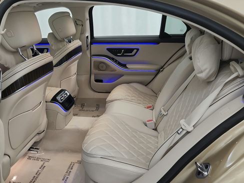 Used 2022 Mercedes-Benz S 500 4MATIC image 18