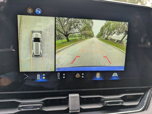 New 2026 Chevrolet Equinox RS w/ Safety and Technology Package FWD image 30