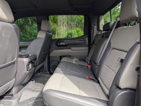 Used 2024 Chevrolet Silverado 1500 ZR2 w/ Technology Package AWD/4WD image 25