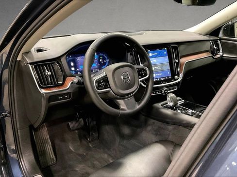 Used 2024 Volvo S60 T8 Plus w/ Climate Package image 17