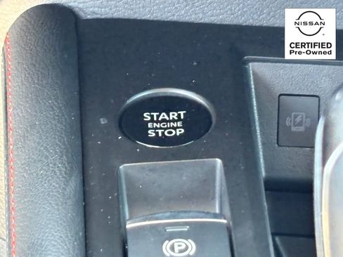 Certified 2025 Nissan Kicks SR FWD image 22
