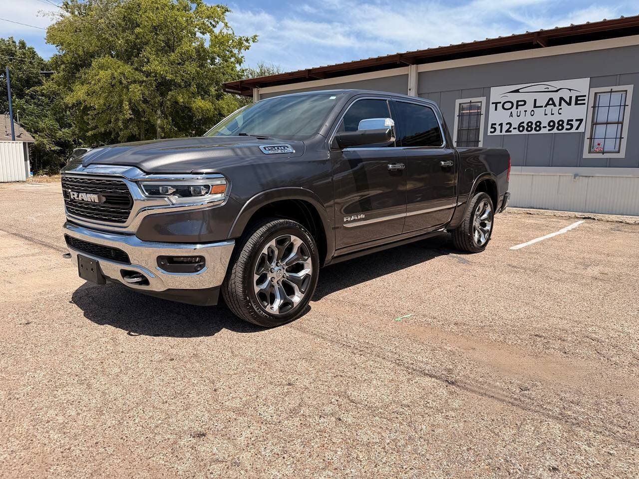 Used 2019 RAM 1500 Limited w/ Advanced Safety Group AWD/4WD image 2
