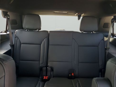 New 2026 GMC Yukon Denali w/ Sun & Power Step Package image 25