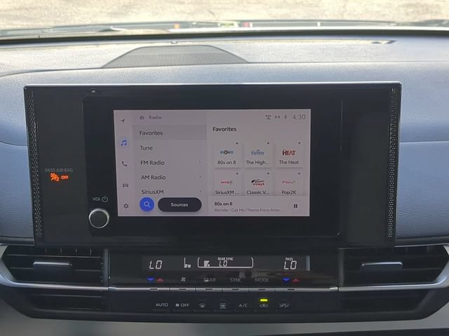 Used 2025 Toyota Sienna LE FWD image 20