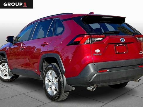 Used 2021 Toyota RAV4 XLE w/ Convenience Package AWD/4WD image 12