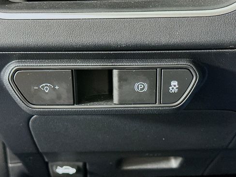 Used 2025 Kia K4 LXS image 17