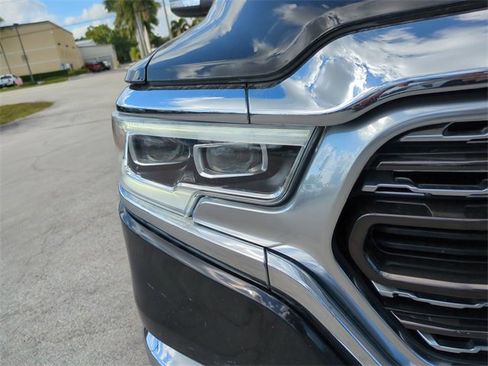 Used 2020 RAM 1500 Limited image 10