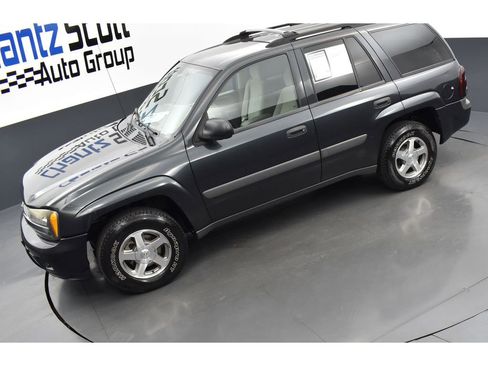Used 2005 Chevrolet TrailBlazer LS w/ LS Preferred Equipment Group AWD/4WD image 18