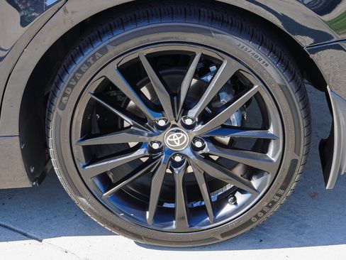 Certified 2023 Toyota Camry XSE FWD image 13