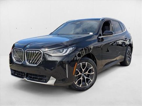 Used 2025 BMW X3 xDrive30i w/ Convenience Package image 1