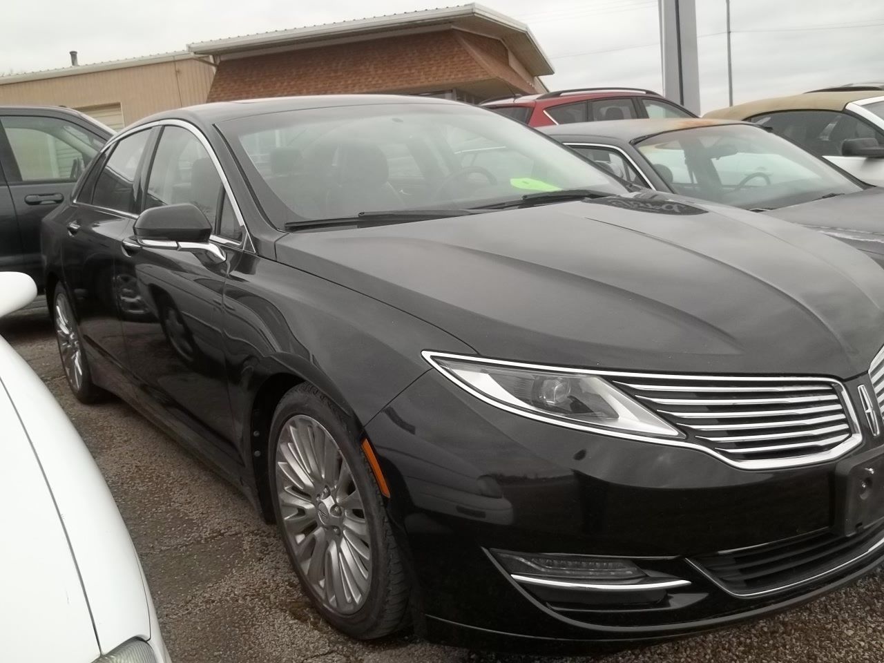 Used 2014 Lincoln MKZ AWD w/ Equipment Group 102A Reserve image 3