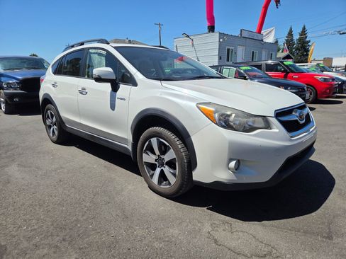 Used 2014 Subaru Crosstrek Touring w/ Popular Package #2 AWD/4WD image 4