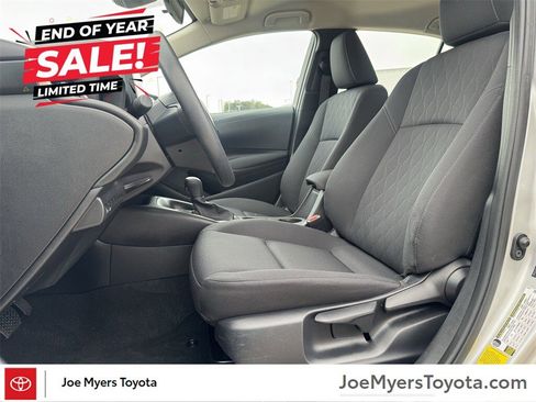 Used 2025 Toyota Corolla LE image 22