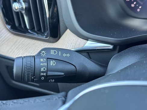 Certified 2026 Volvo XC60 B5 Plus w/ Protection Package Premier image 20