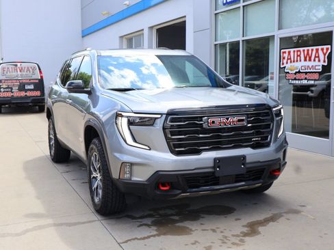 New 2026 GMC Acadia AT4 w/ LPO, Floor Liner Package AWD/4WD image 2