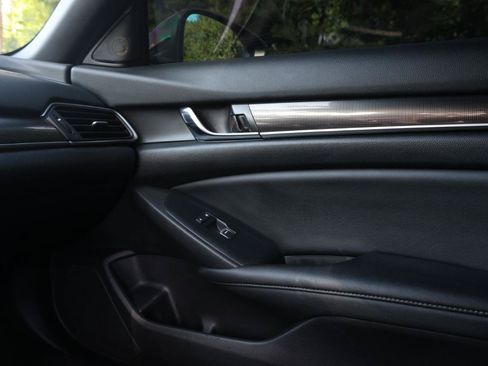 Used 2022 Honda Accord Sport image 14