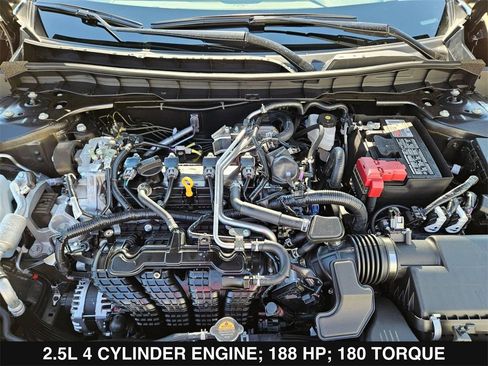 New 2025 Nissan Altima 2.5 SR image 31