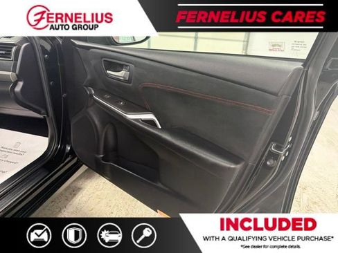 Used 2017 Toyota Camry XSE w/ Moonroof Package FWD image 17