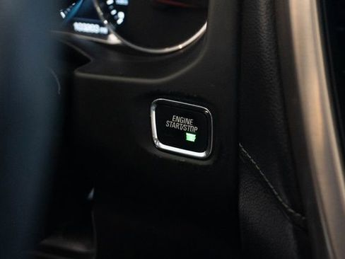 Used 2019 GMC Acadia Denali FWD image 38