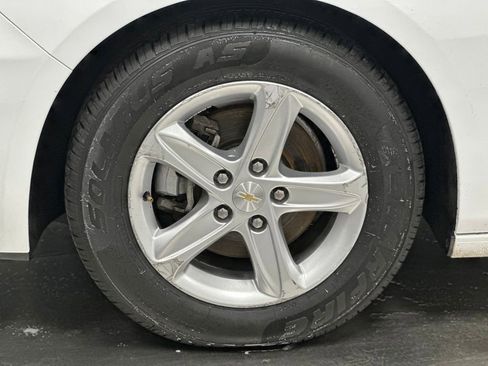 Used 2023 Chevrolet Malibu LT FWD image 23