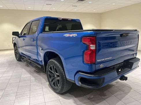 Used 2023 Chevrolet Silverado 1500 RST AWD/4WD image 3