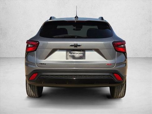 Used 2026 Chevrolet Trax RS w/ Sunroof Package FWD image 7