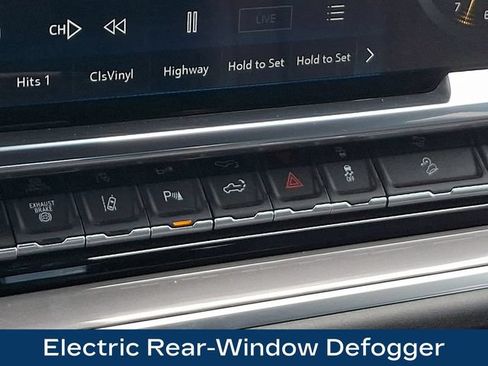 Used 2025 Chevrolet Silverado 2500 High Country w/ Midnight Edition AWD/4WD image 16