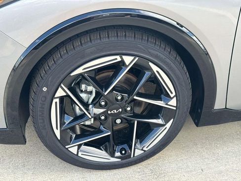 New 2025 Kia K4 GT-Line w/ GT-Line Premium Package image 4
