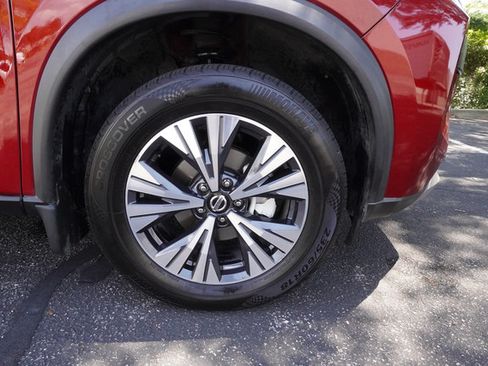Used 2021 Nissan Rogue SV FWD image 34