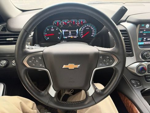 Used 2018 Chevrolet Tahoe Premier AWD/4WD image 16