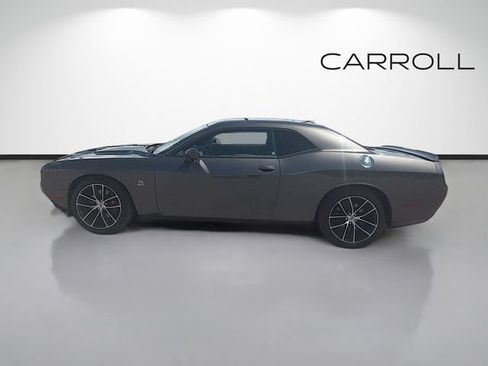 Used 2017 Dodge Challenger R/T Scat Pack RWD image 6