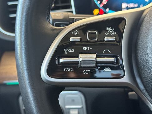 Used 2021 Mercedes-Benz GLE 350 4MATIC image 27