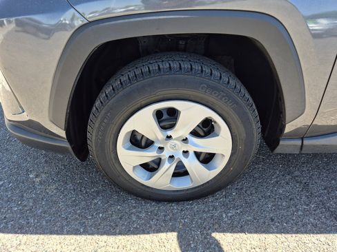 Certified 2023 Toyota RAV4 LE AWD/4WD image 25