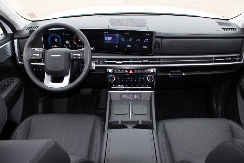 Used 2026 Hyundai Santa Fe SEL AWD/4WD image 14