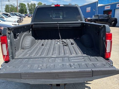 Used 2021 Ford F250 Lariat AWD/4WD image 8