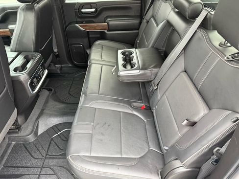 Used 2021 Chevrolet Silverado 2500 High Country image 16